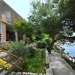 Διαμέρισμα Ljiljana *