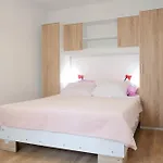 Διαμέρισμα Ljiljana *
