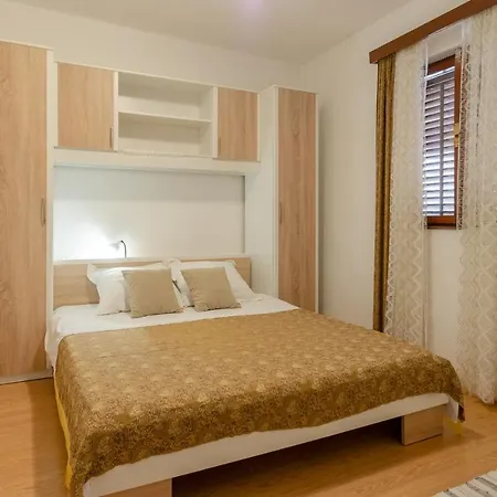 Apartament Ljiljana
