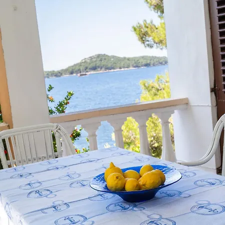 Apartament Ljiljana *